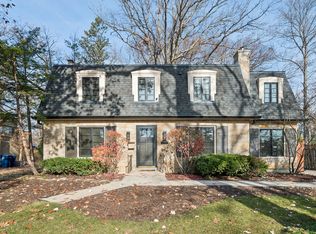 3520 Forest Ave, Wilmette, IL 60091