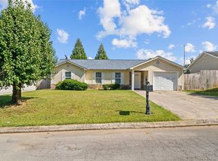 171 Bear Den Ct, Dalton, GA 30721