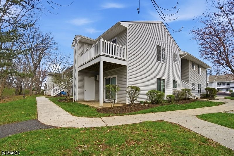 1st image of 66 Mountain Ct #66