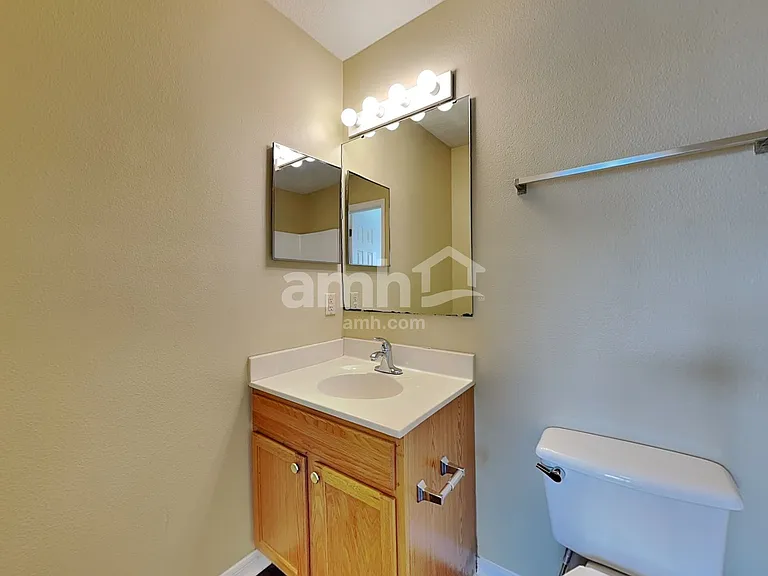 1051 Brenton Leaf Dr — Photo 12