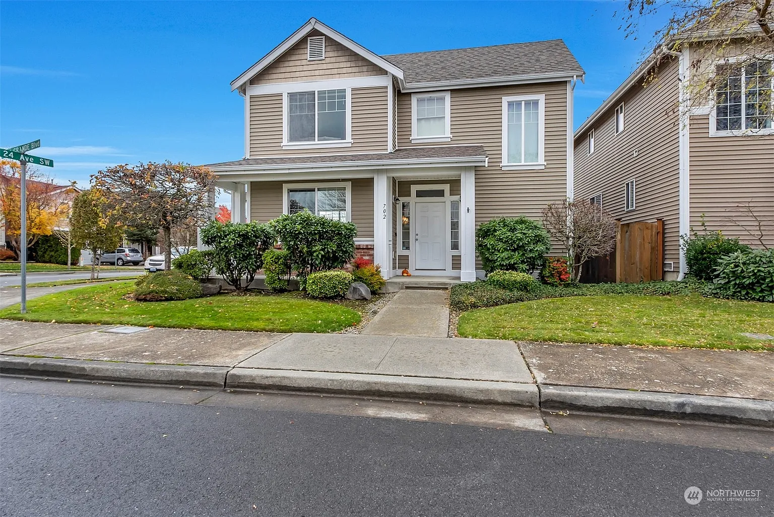 702 La Grande Boulevard photo 1