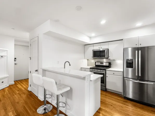 125 B St Unit 1D, South Boston, MA 02127