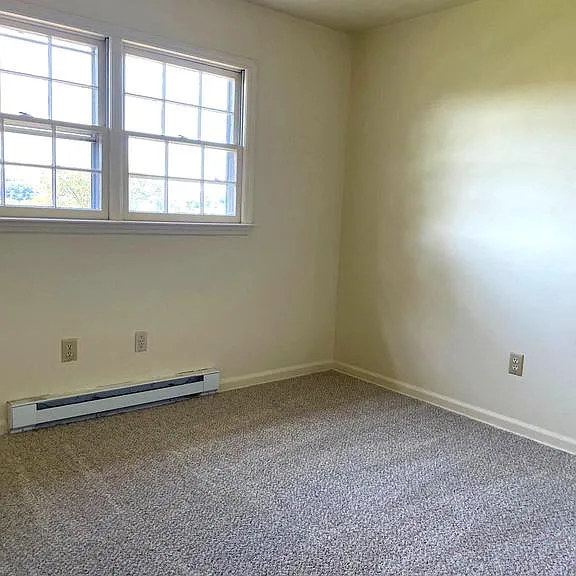 209 B S Shenandoah Ave #A — Photo 8
