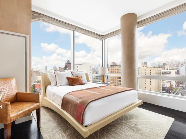 166 West 18th Street image 17 of 20