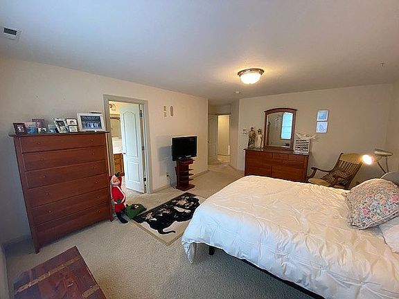 Master from opposite door