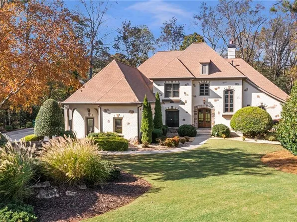 325 White Columns Ct, Milton, GA 30004