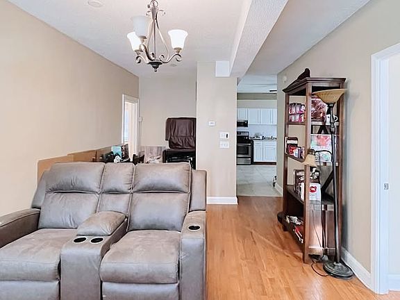 3rd image of 3101 Central Ave NE APT 1