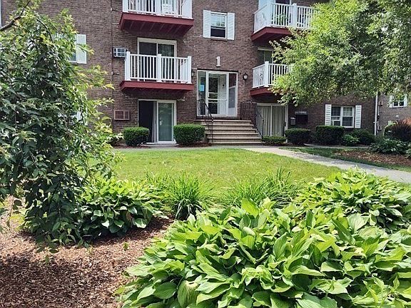 4th image of 1 Brown Ave APT 44