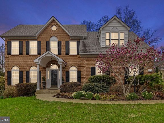3rd image of 3531 Southampton Dr