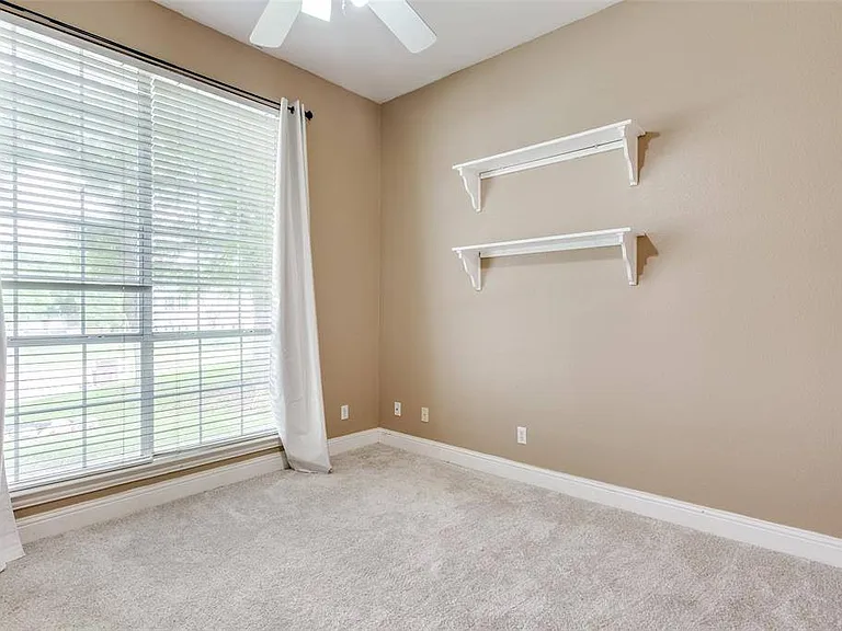 100 Belmont Place Cir — Photo 8