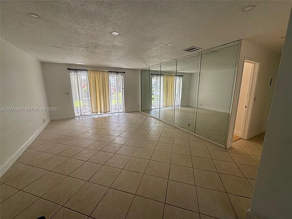 2nd image of 700 Layne Blvd APT 115