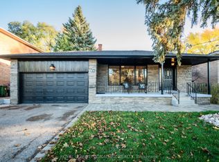 15 Prattley Dr, Toronto, ON M2J2K1