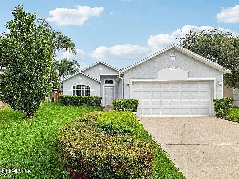 11089 Englenook Dr — Photo 1