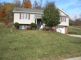 801 Paul St, Staunton, VA 24401