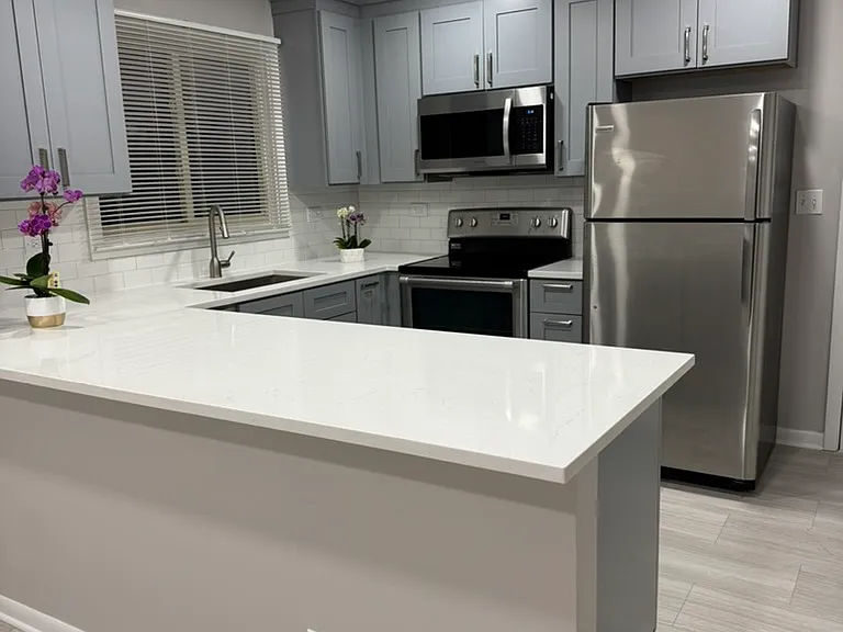 2121 Saint Johns Ave #8 — Photo 5