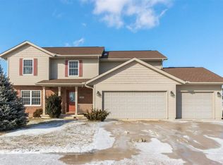 3412 Ireland Dr, Iowa City, IA 52246