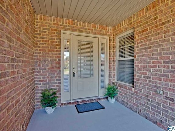 5th image of 2510 Millwood Cir SE