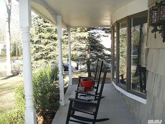 2nd image of 23 Richie Ct N
