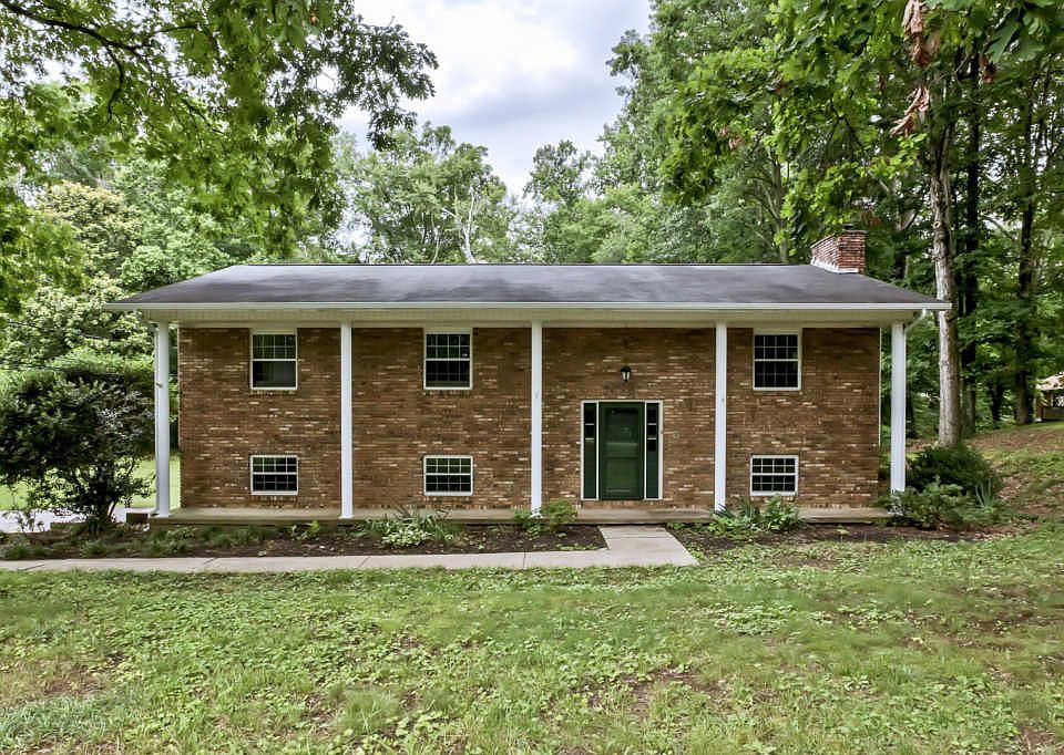 1st image of 1834 Northwood Dr