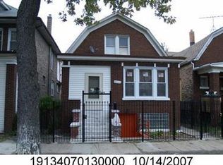 5921 S Artesian Ave, Chicago, IL 60629