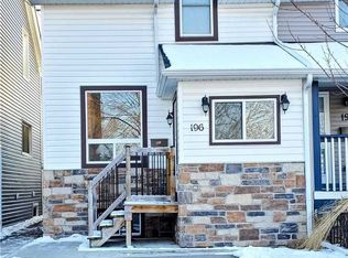 196 6th St, Toronto, ON M8V3A7