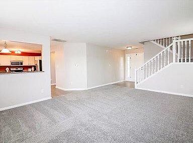 3rd image of 10495 Harlowe Dr