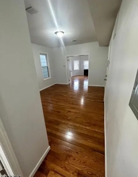 122 Littleton Ave — Photo 7