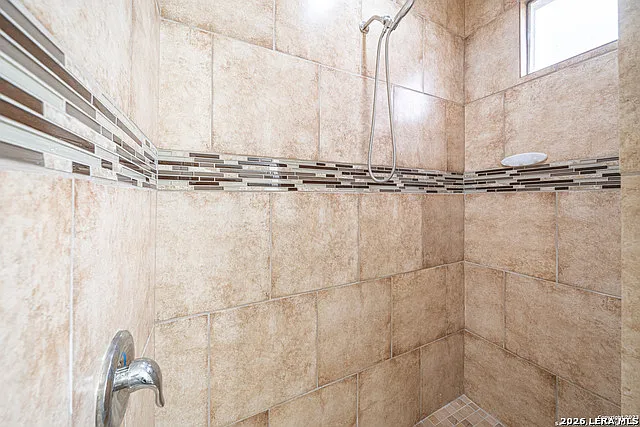 233 Esmeralda Dr — Photo 20