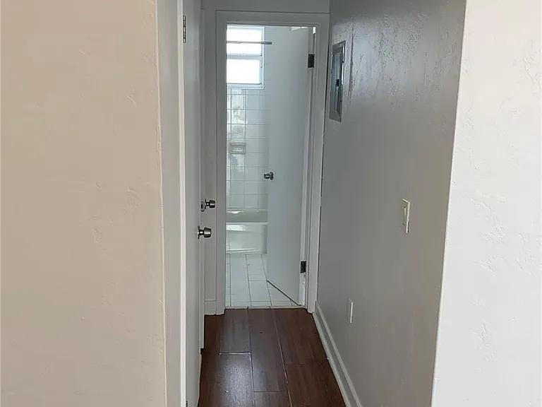 7510 Carlyle Ave #6 — Photo 3