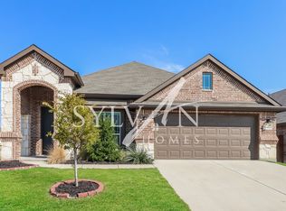 6301 Red Cliff Dr, Fort Worth, TX 76179