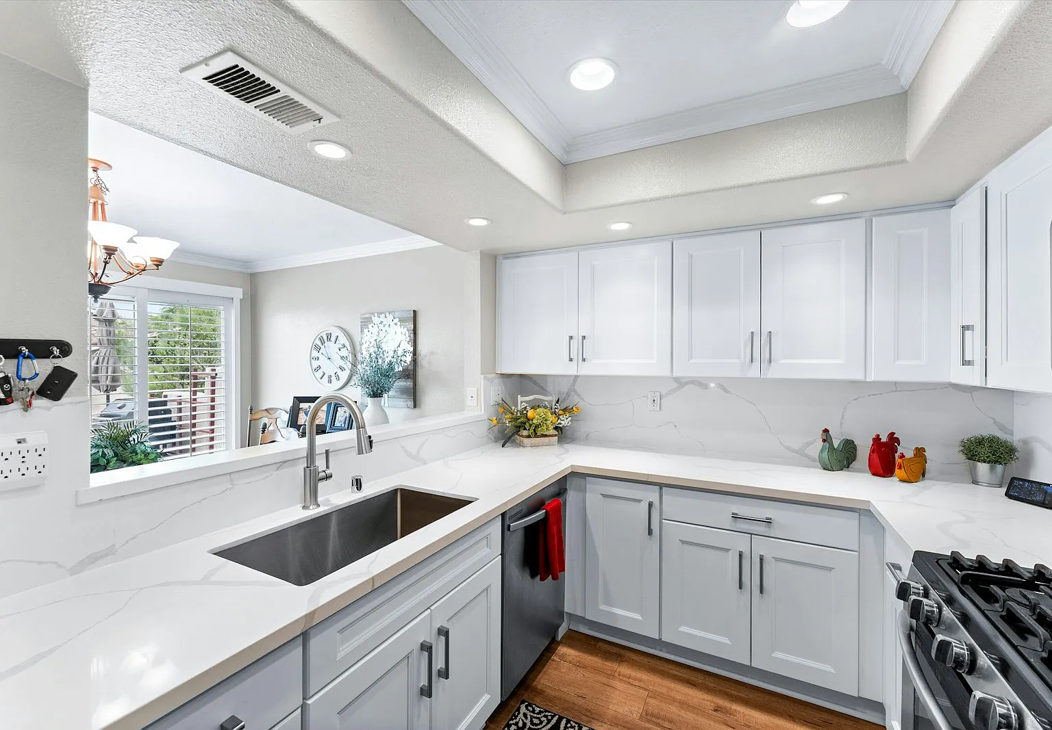 1037 South Daybreak Court — Photo 1
