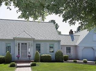 28 Stockbridge Rd, Hanover, MA 02339