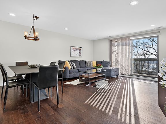 4th image of 711 S River Rd APT 617