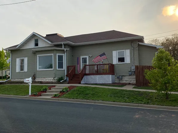 301 W Nott St, Tomah, WI 54660
