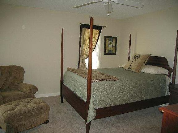 5th image of 619 Knollwood Village