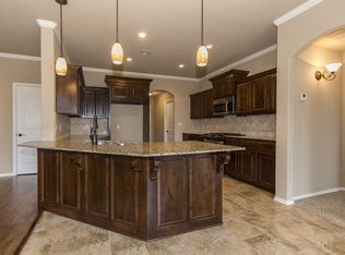 2716 S 16th St, Broken Arrow, OK 74012