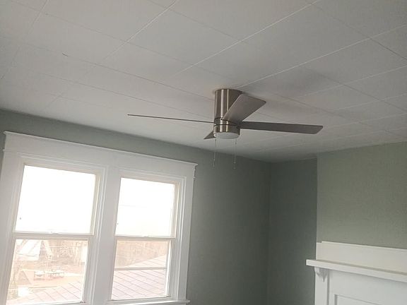 5th image of 331 E 47th St Floor 2