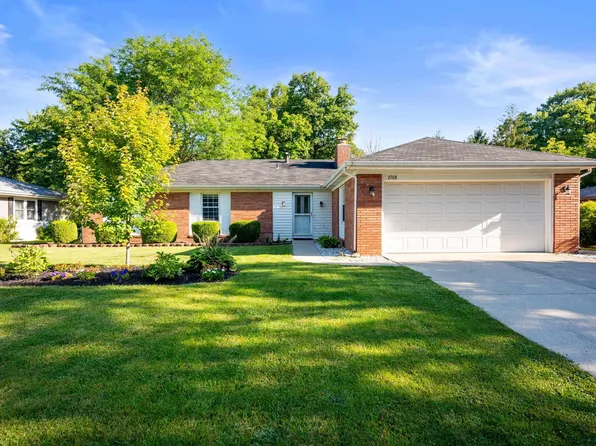 2708 W Twickingham Dr, Muncie, IN 47304