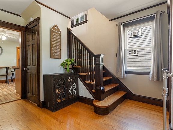 4th image of 50 Hillside Rd