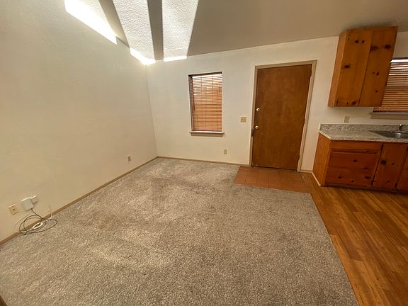 3rd image of 509 W 9th Ave Unit 1