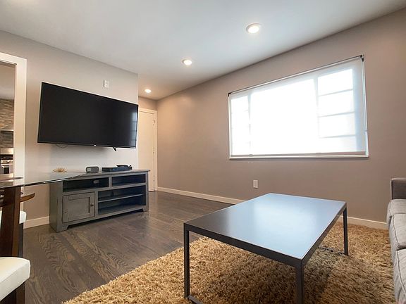 2nd image of 675 University Dr APT 2