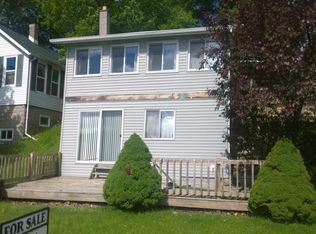 9805 N Lake Point Dr, Otter Lake, MI 48464