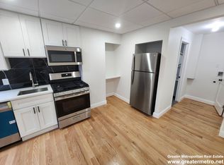 11 Henchman St APT 2F, Boston, MA 02113