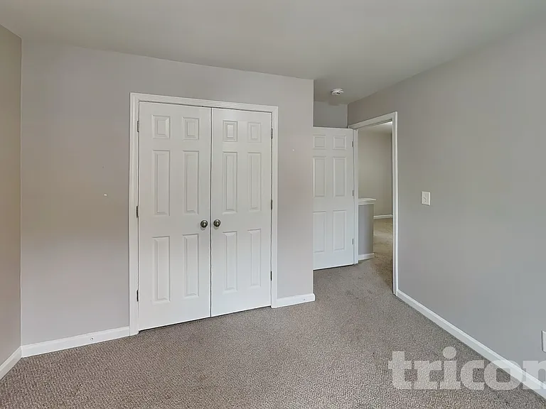 11311 Breezehill Ln — Photo 12