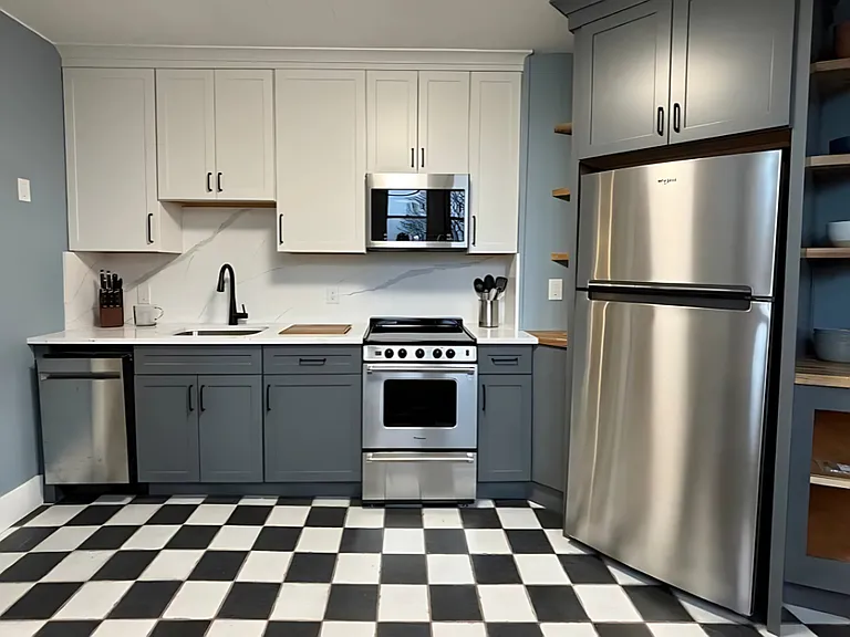 29 Pleasant Ave #4 — Photo 12