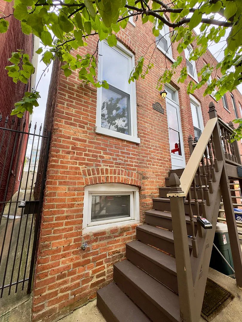 Charming 1BD/2BA Townhome w/ Roof Deck in Riverside, MD! — Photo 1