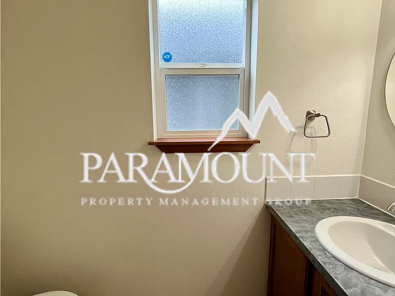 2261 SE Abernathy Ct — Photo 10