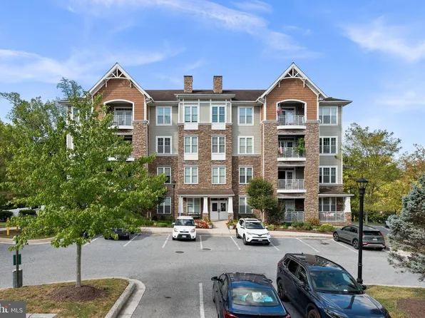 17 Clay Lodge Ln Unit 202, Baltimore, MD 21228
