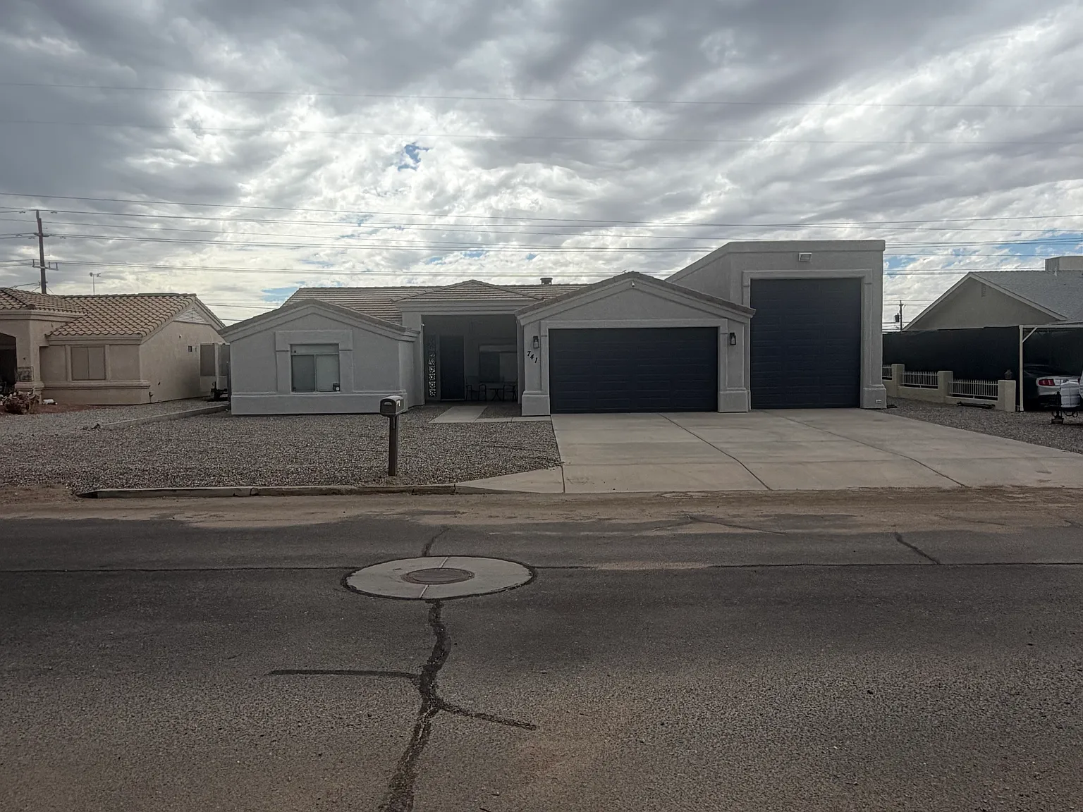 741 Pueblo Dr — Photo 3