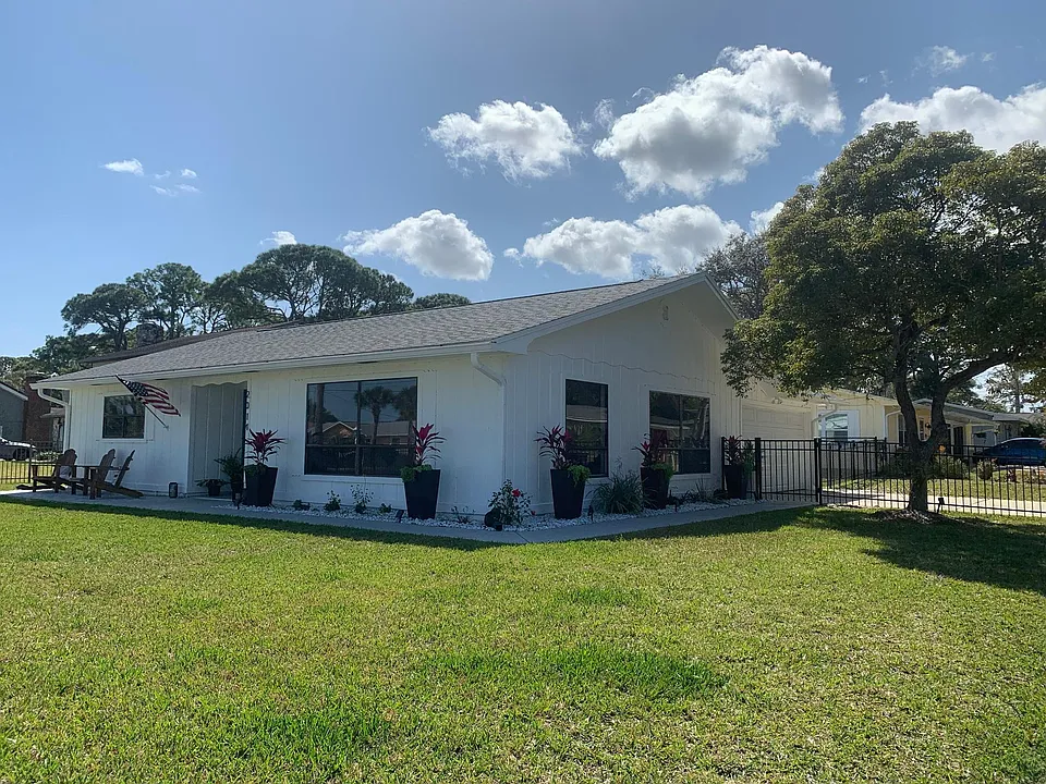 2014 S Riverside Dr #2
